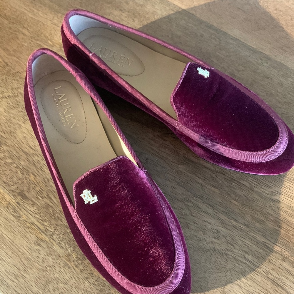 NWOT Ralph Lauren velvet loafers